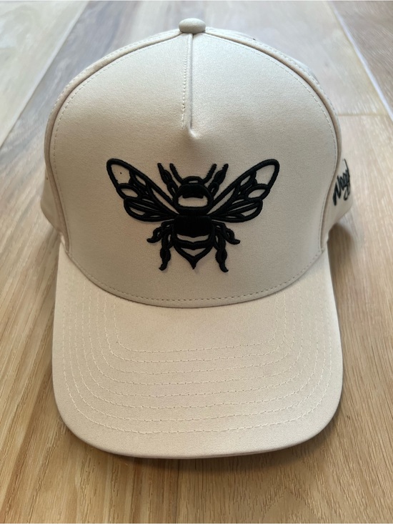 Waggle Other - Waggle Buzzin' Golf Hat Cream Cap with Black Logo